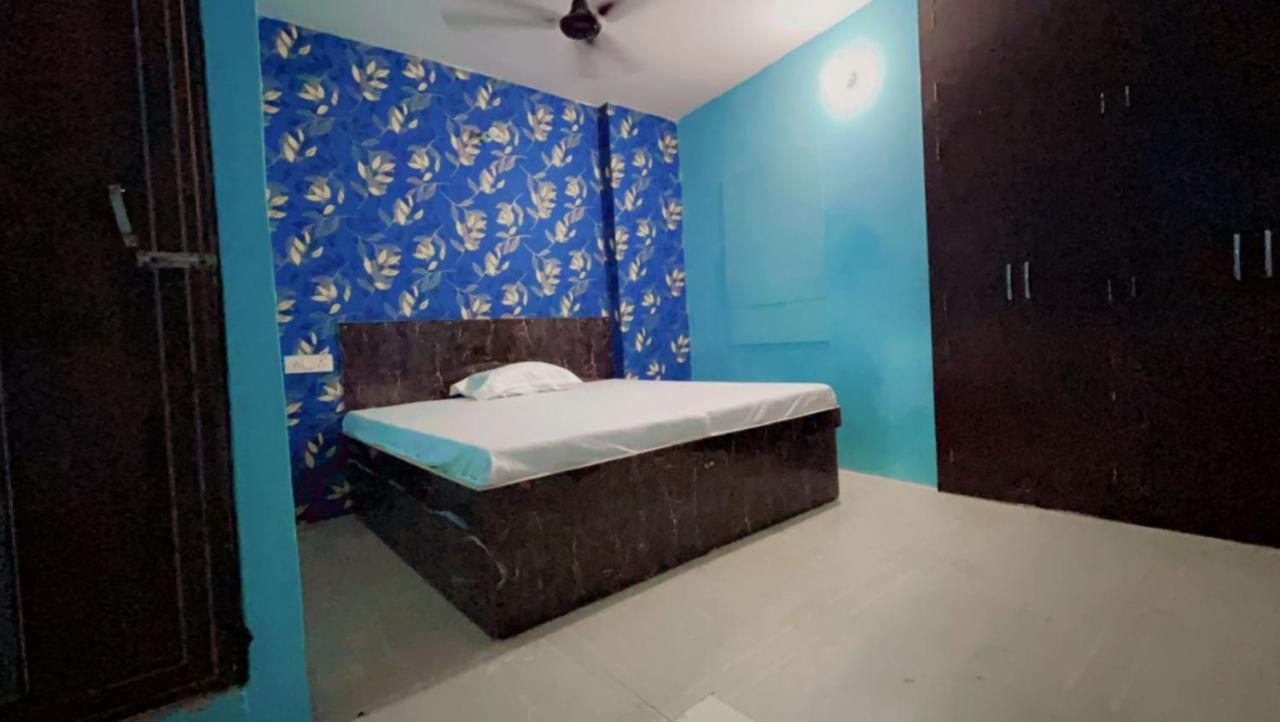 Krishna P. Guest House Bénarès Extérieur photo