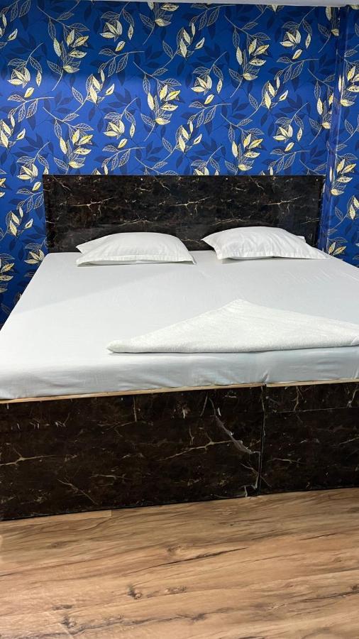 Krishna P. Guest House Bénarès Extérieur photo